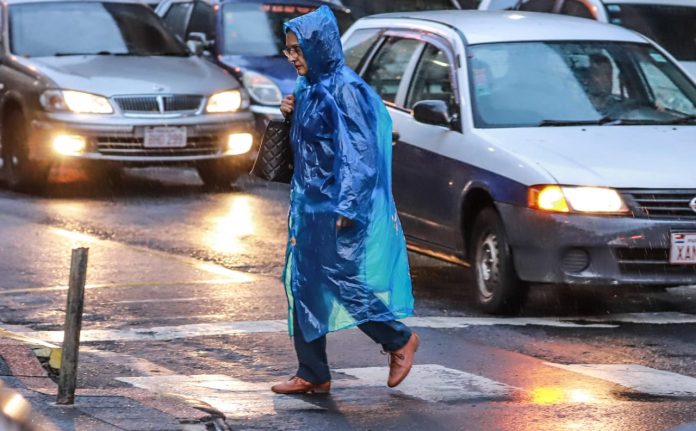 Se prevé una jornada cálida, lluvias y tormentas eléctricas