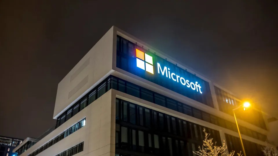 Microsoft anuncia demissão de 6 mil funcionários em todo o mundo